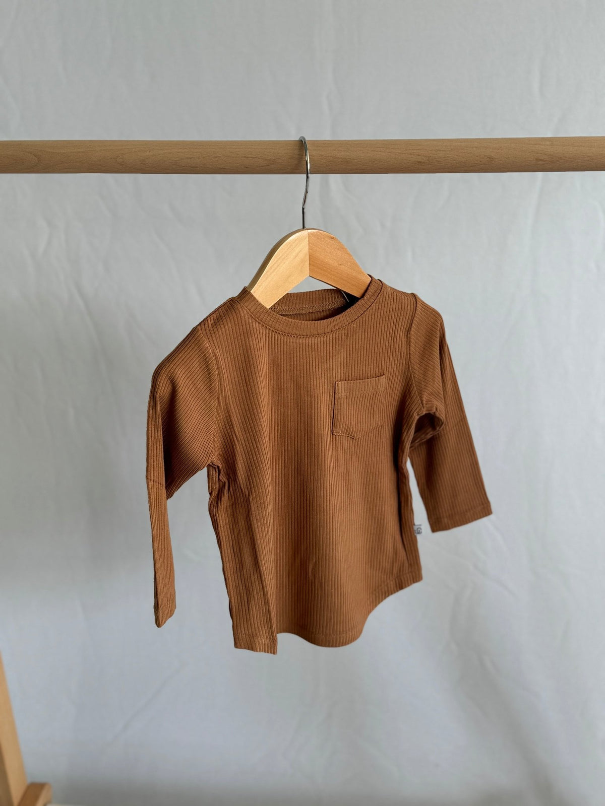 Ribbed Chocolate Pocket Long Sleeve - Jettson Cole